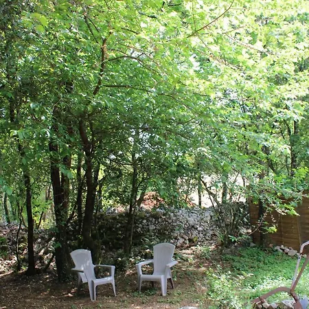 Bed & Breakfast Attitudes Naturelles Labastide-de-Virac