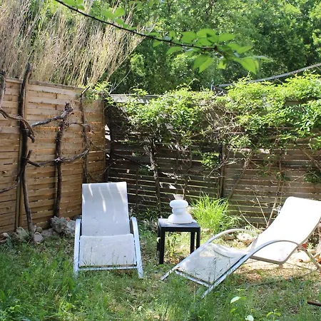 Attitudes Naturelles Bed & Breakfast